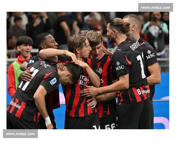 意甲风云再起豪门争霸新星崛起战术革新引爆赛季悬念欧冠席位激战传奇对决 意甲风云再起豪门争霸新星崛起战术革新引爆赛季悬念欧冠席位激战传奇对决